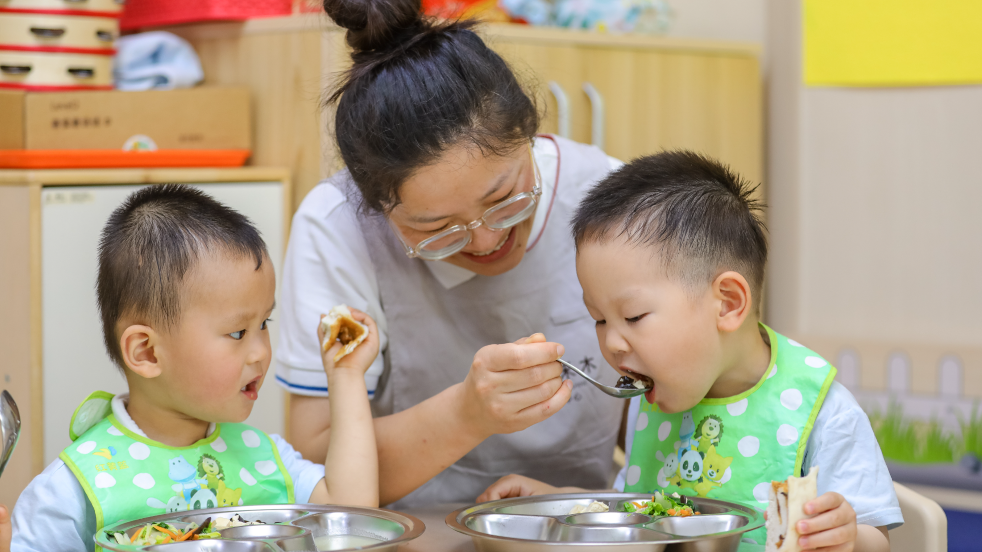 山東省青島市：「小さな保育」で「大きな民生」に奉仕